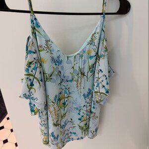 Adelyn Rae Cold Shoulder Top Size M